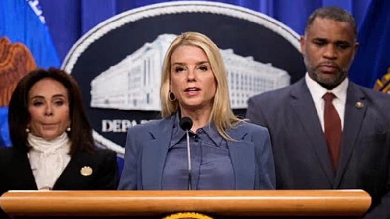 Pam Bondi, flanked by US attorney for DC Jeanine Pirro (left), and ATF Washington field office special agent in charge Anthony Spotswood (right), on December 4 in Washington, DC.