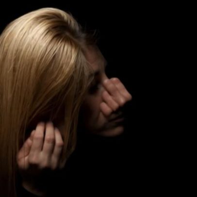 Sobreviventes de violência doméstica têm trauma cerebral semelhante a esportistas