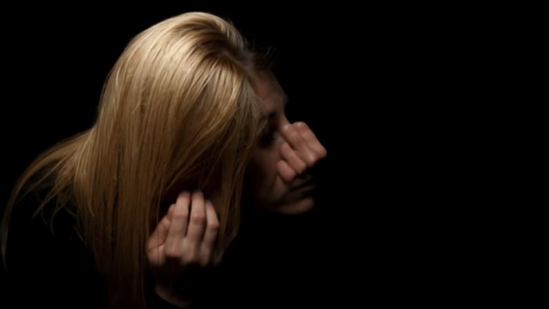 Sobreviventes de violência doméstica têm trauma cerebral semelhante a esportistas