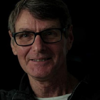 Homem morre ao tentar salvar duas pessoas no mar em situação perigosa