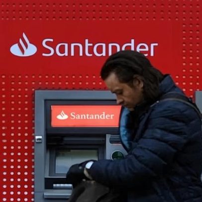 Santander encerra 44 agências enquanto prepara aquisição de £2,6 bilhões da TSB