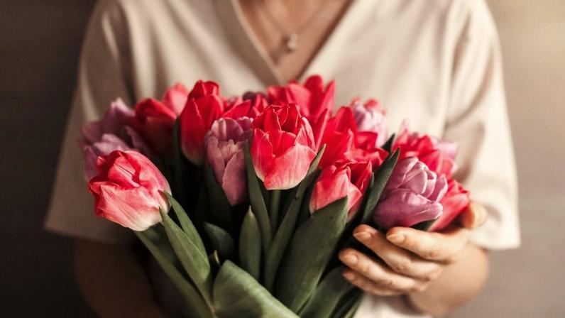 7 Maneiras de namorar a si mesmo neste Dia dos Namorados