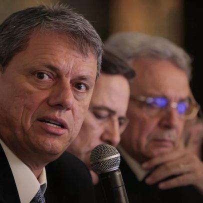 Gleisi reage a Tarcísio por falar em crise moral após visita a Bolsonaro