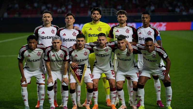 Jogadores do Flamengo antes da partida contra o PSG (Foto: Divulgação/Flamengo)