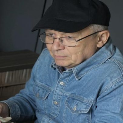 Chineses vão a Brisbane ajudar na busca pelo suspeito de queimar bebê com café