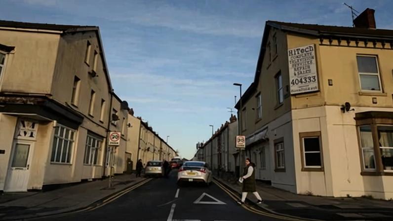Up to 400 homes are to be demolished in the Rydal Avenue of Blackpool next summer under a £90m regeneration scheme.