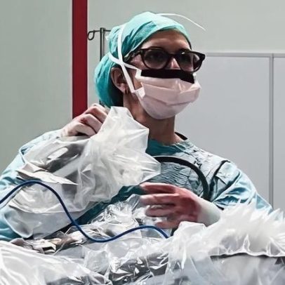 Pessoa afirma ser sereia desde o nascimento