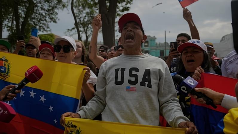Venezuelans in Lima, Peru, celebrate after Donald Trump announced that Nicolás Maduro had been captured and flown out of Venezuela, on 3 January 2026.