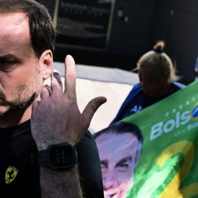 Carlos Bolsonaro afirma ter sido barrado de visitar o pai após cirurgia