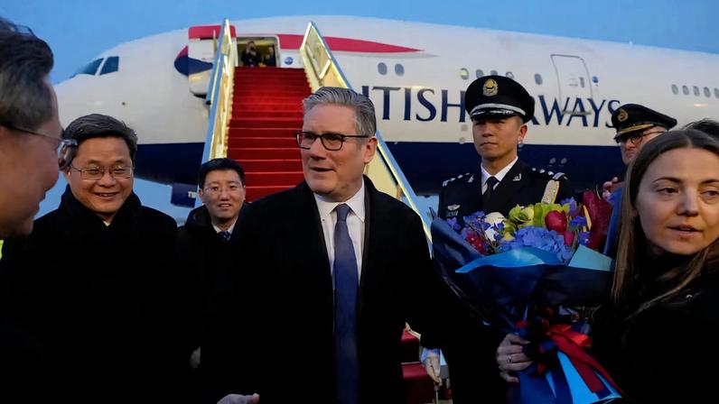 Diretores de museus britânicos acompanham premiê em missão cultural à China