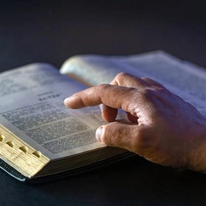 Debate sobre pecados menores e maiores na Comunhão