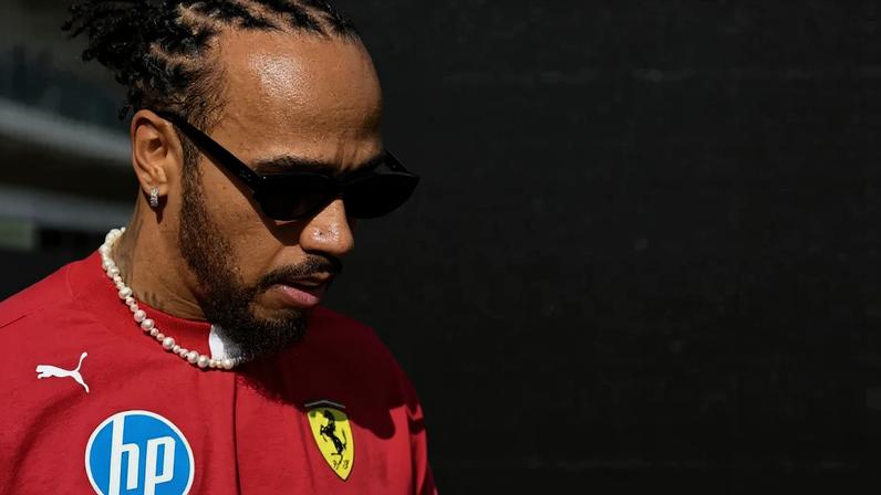 Lewis Hamilton, da Ferrari, durante GP dos Estados Unidos na F1 2025 (Foto: Jim WATSON / AFP)