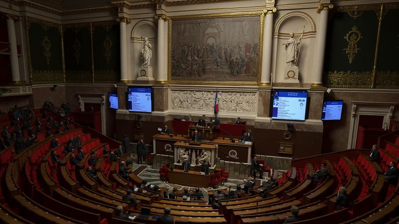 A general view shows the hemicycle during a debate on a no-confidence motion against the French government at the National Assembly in Paris, France, January 23, 2026. REUTERS/Gonzalo Fuentes/File Photo