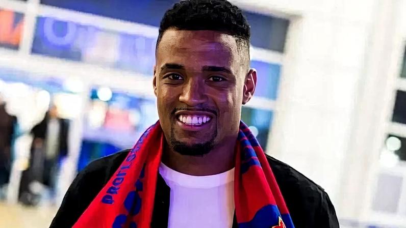 Alerrandro na sua chegada ao CSKA Moscou
