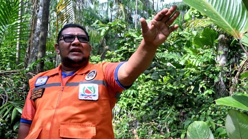 As COP30 unfolded in Belém this past November, civil defense coordinator Edson Abreu dos Santos decided to revisit the areas that had burned in Acará. Image by Carla Ruas.