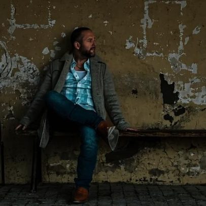 Bleu Edmondson, promessa de grande estrela do country texano, desistiu