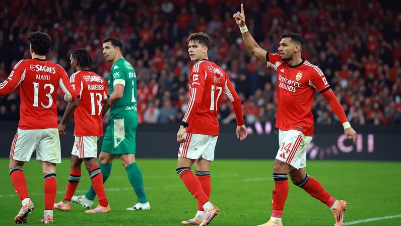 Benfica venceu o Estoril pela 17ª rodada do Campeonato Português (Foto: Patricia de Melo Moreira/AFP)