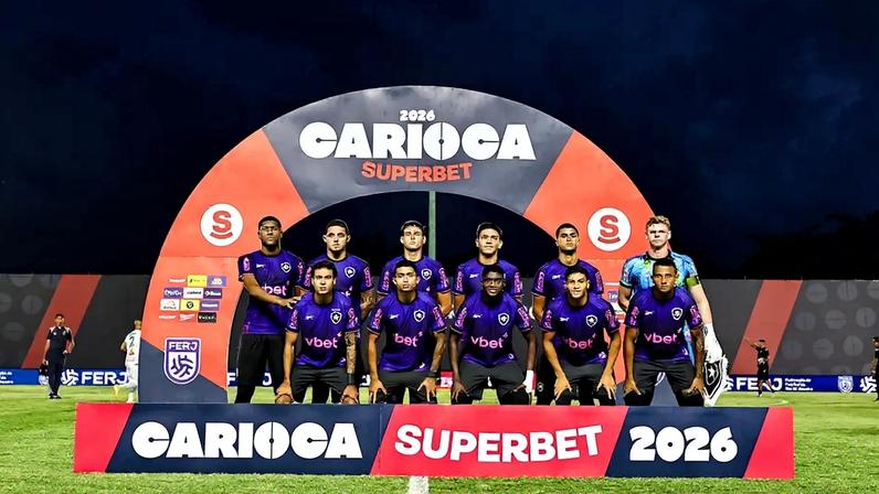 Time do Botafogo em jogo contra a Portuguesa, pelo Campeonato Carioca (Foto: Arthur Barreto/BFR)