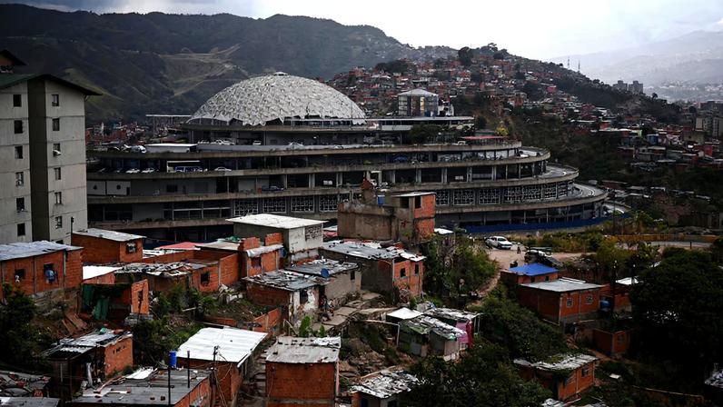 Venezuela propõe lei de amnistia para prisioneiros, diz presidente interino