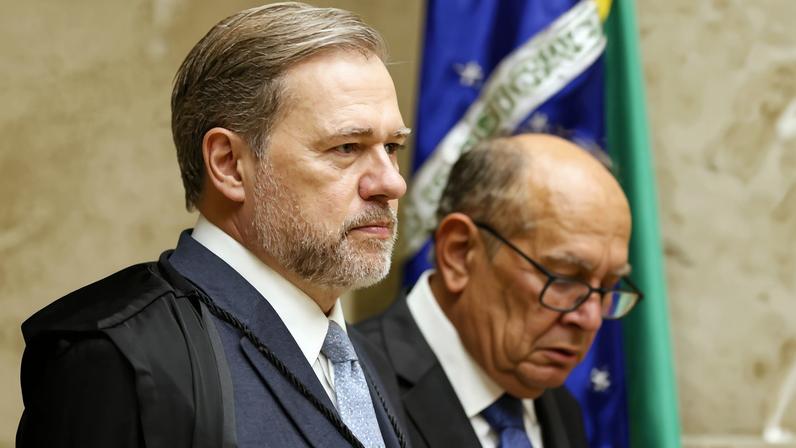 Ministro Dias Toffoli é alvo de críticas após nota do STF não esclarecer pontos sensíveis do inquérito do Banco Master (Foto: Bruno Peres/Agência Brasil)