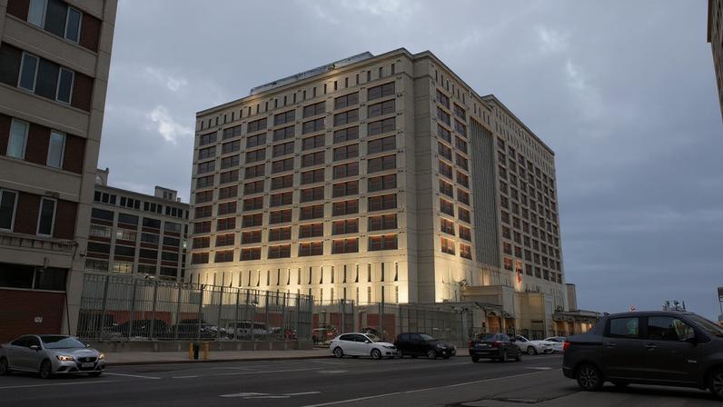 A general view of the Metropolitan Detention Center in Brooklyn (MDC Brooklyn) where Venezuelan President Nicolas Maduro is being held before an initial court appearance to face U.S. federal charges including narco-terrorism, conspiracy, drug trafficking, money laundering and others in New York City, U.S., January 5, 2026.