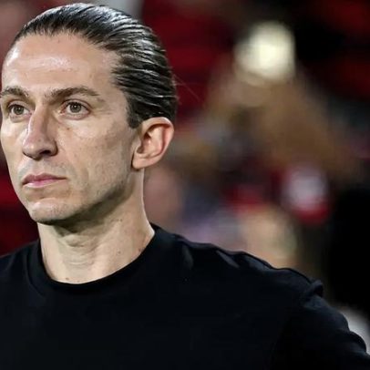 Torcedores do Flamengo criticam Filipe Luís após derrota