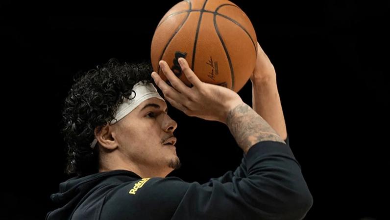Gui Santos troca NBA