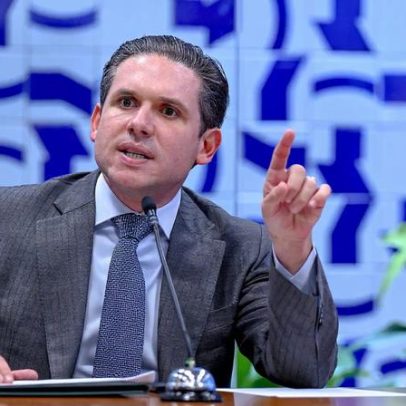 Motta derrota oposição e pautará propostas do governo ao retornar do recesso