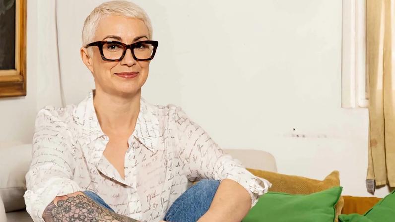 Grammy indicada Laura Veltz fala sobre compor músicas em Nashville