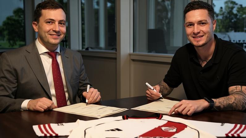 Aníbal Moreno assinou com o River Plate, da Argentina (Foto: Divulgação / River Plate)
