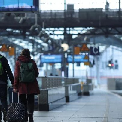 Transporte de passageiros alemão pode parar na segunda em greve