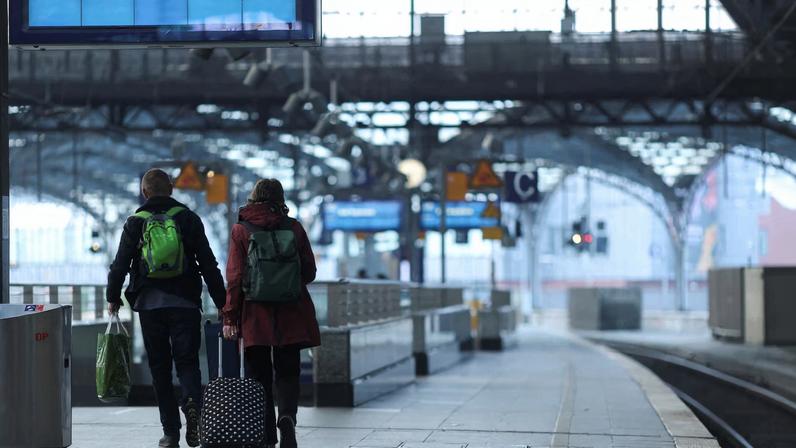 Transporte de passageiros alemão pode parar na segunda em greve