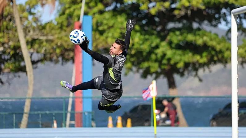 Ivan, goleiro do Internacional