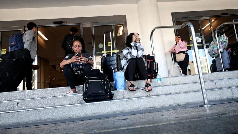 Flights delayed and cancelled due to U.S. strikes on Venezuela overnight, at Luis Munoz Marin International Airport