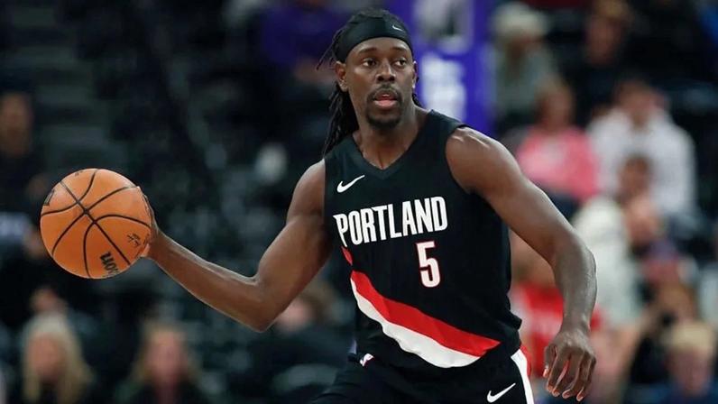 Knicks Jrue Holiday troca