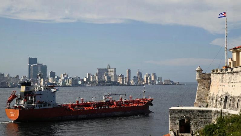 The Liberian-flagged oil-chemical tanker Ocean Mariner sails through Havana Bay as U.S.-Cuba tensions rise after U.S. President Donald Trump vowed to stop Venezuelan oil and money from reaching Cuba and suggested the communist-run island to strike a deal with Washington, in Havana, Cuba, January 11, 2026. REUTERS/Norlys Perez