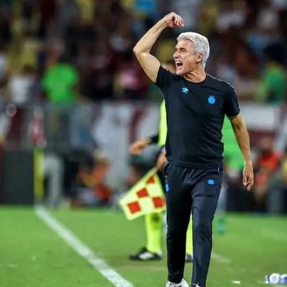 Luís Castro propõe mudanças no Grêmio após derrota para o Fluminense
