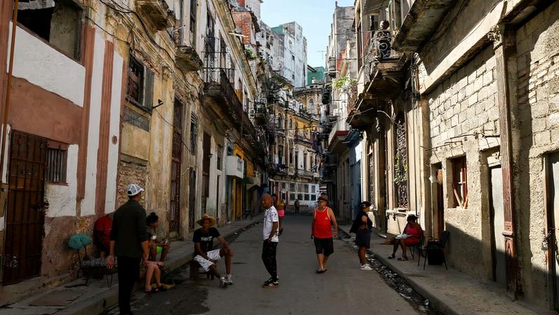 Trump afirma que Cuba entrará em colapso em breve