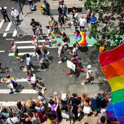 Missões dos EUA revisarão apoio para cumprir regras de aborto e diversidade