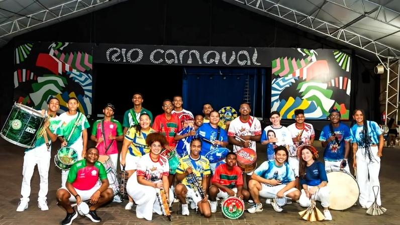 Ensaio para o hino nacional (Foto: Eduardo Hollanda/ LIESA)