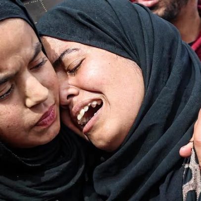 Tiro israelense mata dois em Gaza enquanto avança acordo de trégua