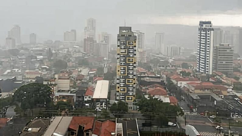 Temporal na cidade de São Paulo, na tarde de 27/1/26 (Foto: Natalia Vitor)
