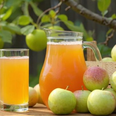 9 sucos que ajudam a reduzir gordura abdominal