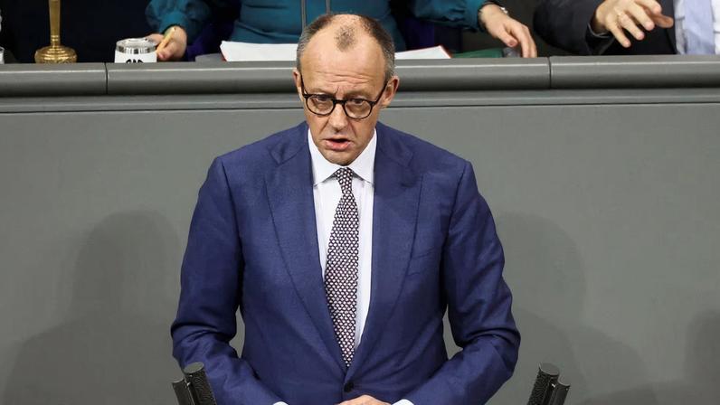 German Chancellor Friedrich Merz gives a government statement on the foreign policy situation during a session of the lower house of the German parliament, the Bundestag, in Berlin, Germany, January 29, 2026. REUTERS/Liesa Johannssen