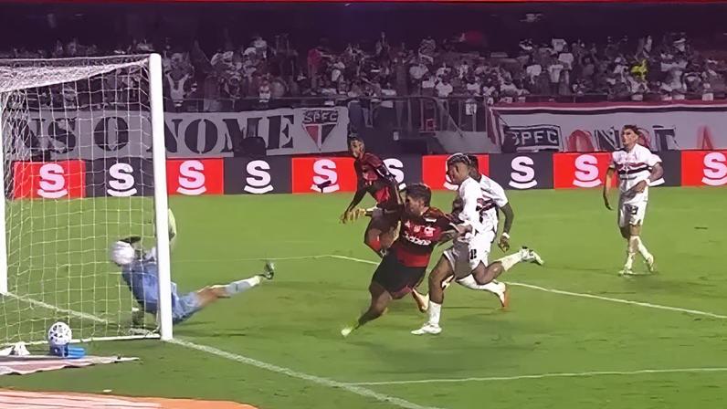 Lance polêmico no final de São Paulo e Flamengo, pela 1ª rodada da Série A