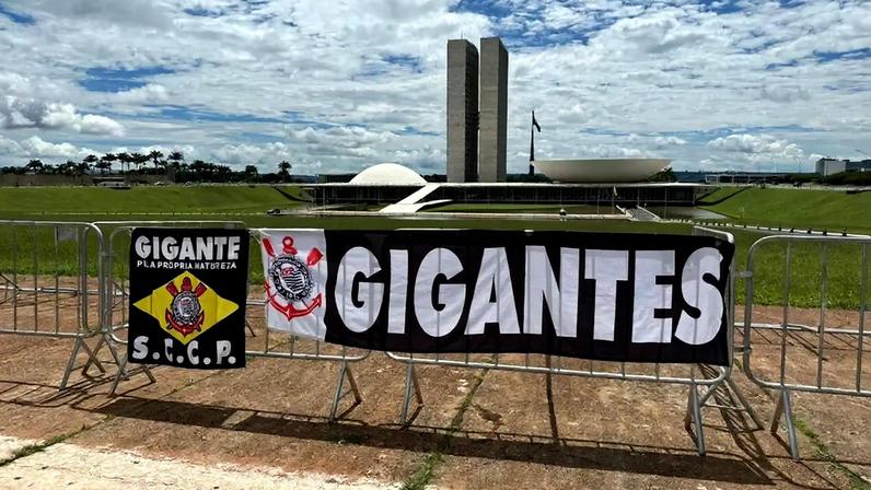Presença da Fiel chama atenção em Brasília