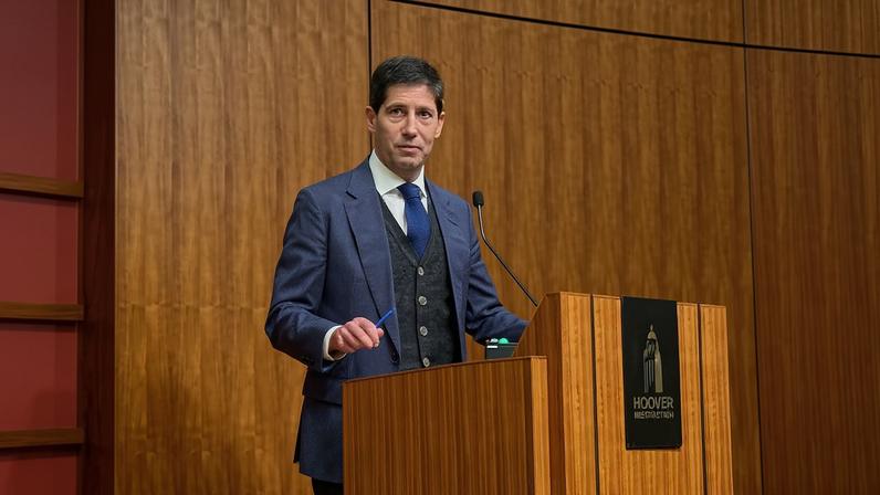 Former U.S. Federal Reserve Governor Kevin Warsh attends a monetary policy conference at Stanford University's Hoover Institution in Palo Alto, California