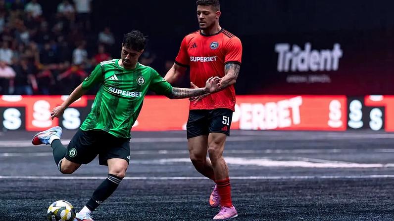 Coringa e Cerol, presidentes dos times Loud SC e Fluxo FC, da Kings League Brasil