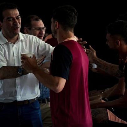 Marcelo Paz elogia clima no Corinthians nos primeiros dias de trabalho