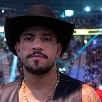 Alex Poatan avisa ao UFC que está pronto e quer lutar